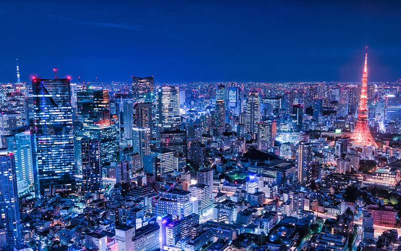Aerial views of Tokyo city at night 